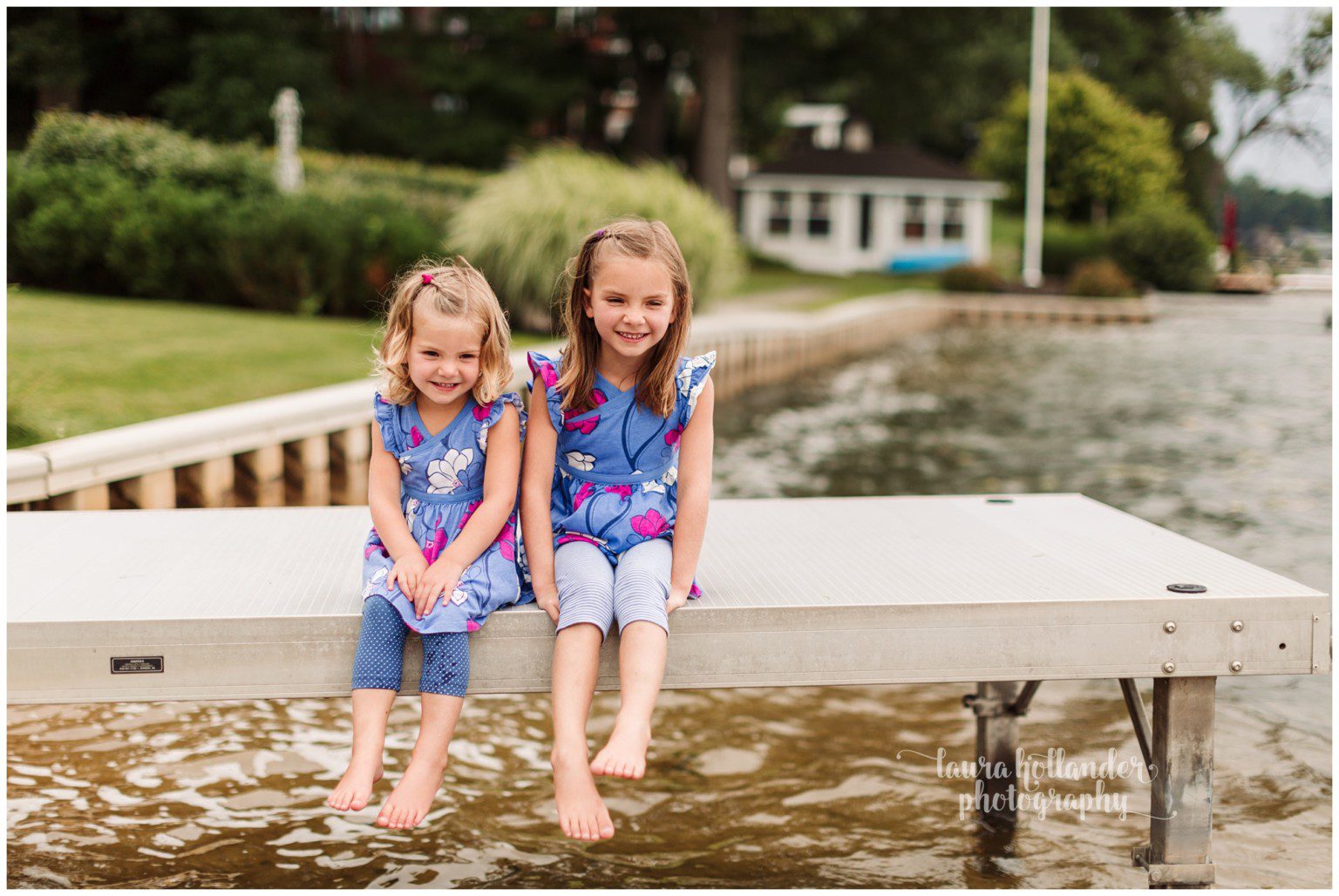 Family portraits on Lake Goguac in Battle Creek, MI Laura Hollander