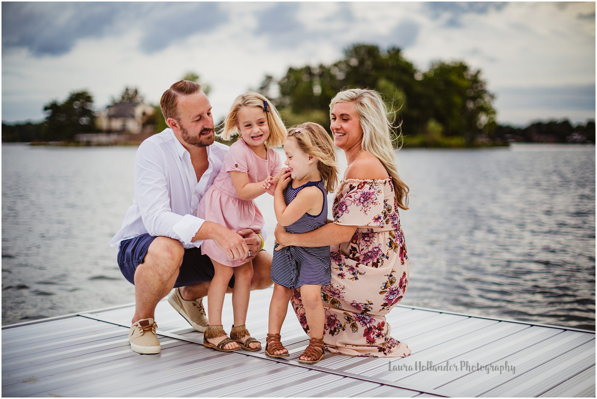 family of four, photos at goguac lake, Battle Creek, MI