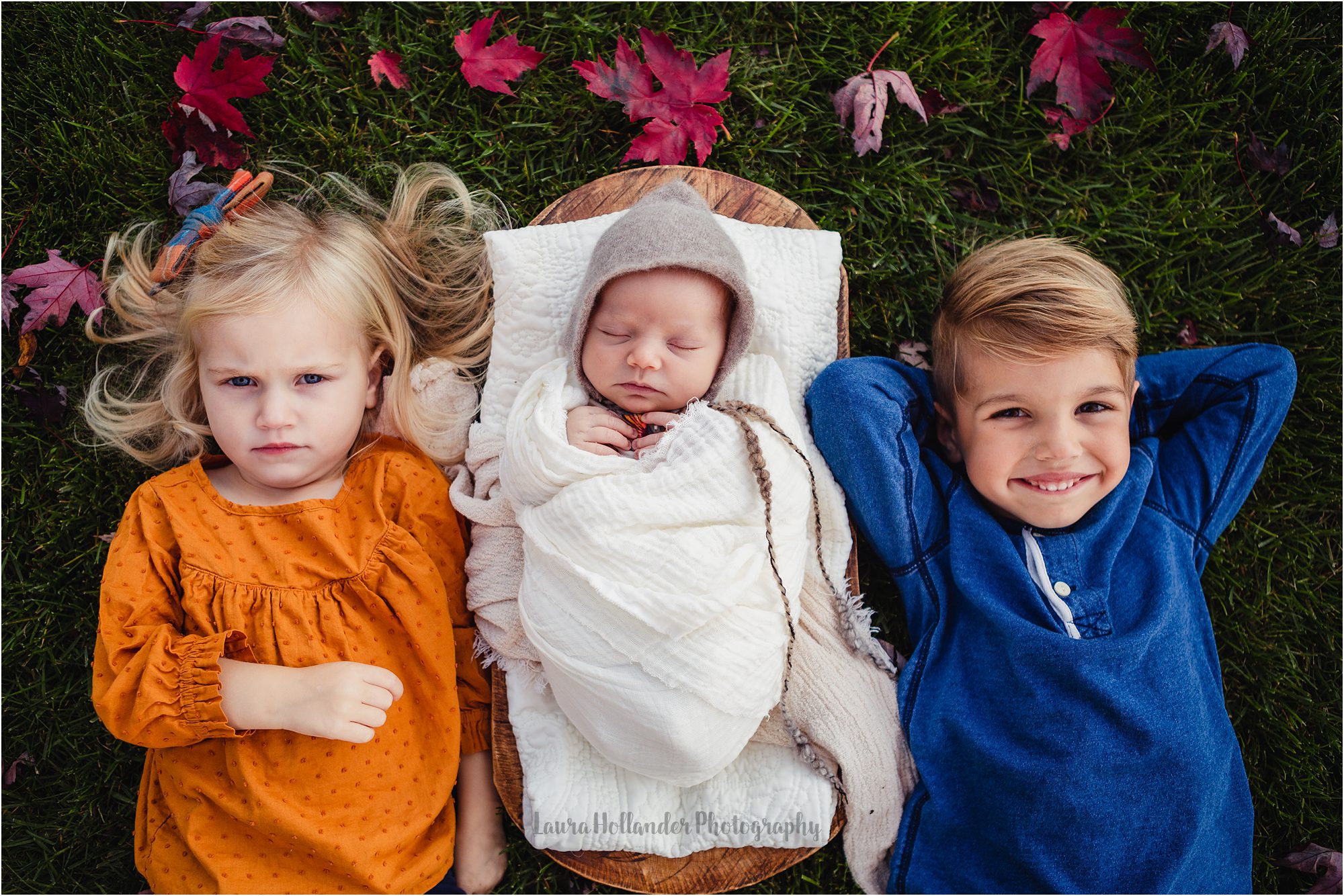 lifestyle newborn photography grand rapids, newborn photography with siblings, Laura Hollander Photography